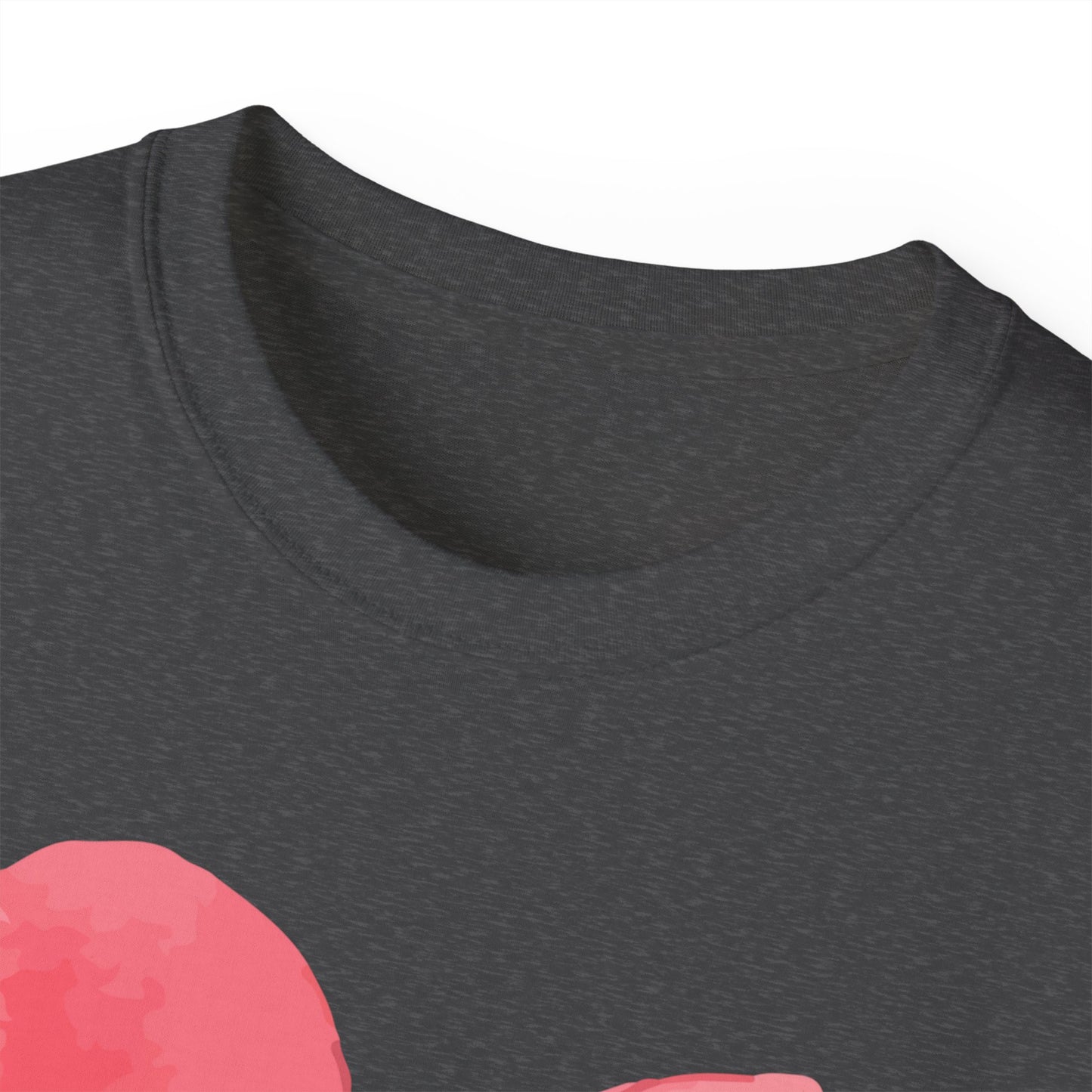 El Amor Nunca Falla Heart T‑Shirt — Spanish Love Verse Tee